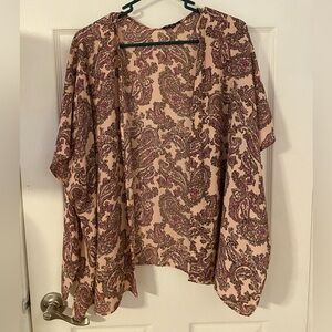 ⭐️The Limited Paisley Kimono